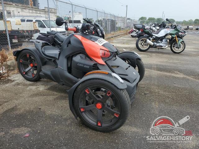 3JB2FEG44KJ004067 2019 CAN-AM RYKER photo no. 2