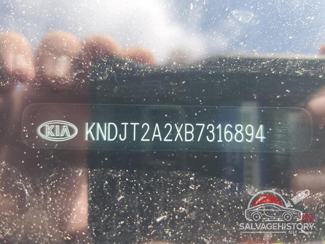 KNDJT2A2XB7316894 2011 KIA SOUL photo no. 12