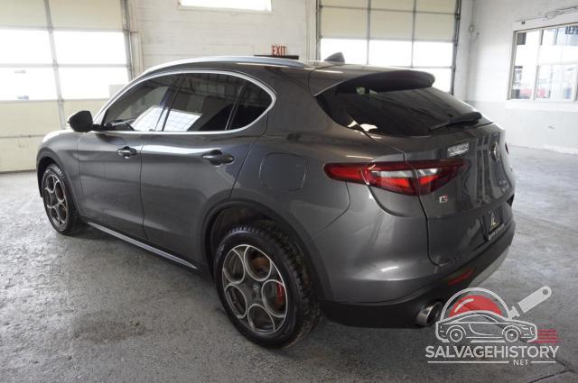 ZASFAKANXJ7B83288 2018 ALFA ROMEO STELVIO photo no. 4