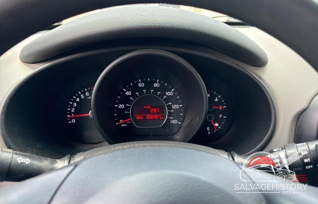 KNDJN2A29E7724754 2014 KIA SOUL photo no. 8