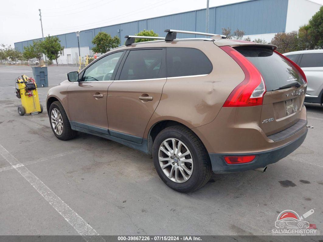 YV4992DZ6A2029538 2010 VOLVO XC60 photo no. 3