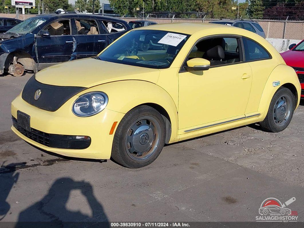 3VWJP7AT2CM640341 2012 VOLKSWAGEN BEETLE photo no. 2