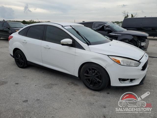 1FADP3F28HL338401 2017 FORD FOCUS photo no. 4