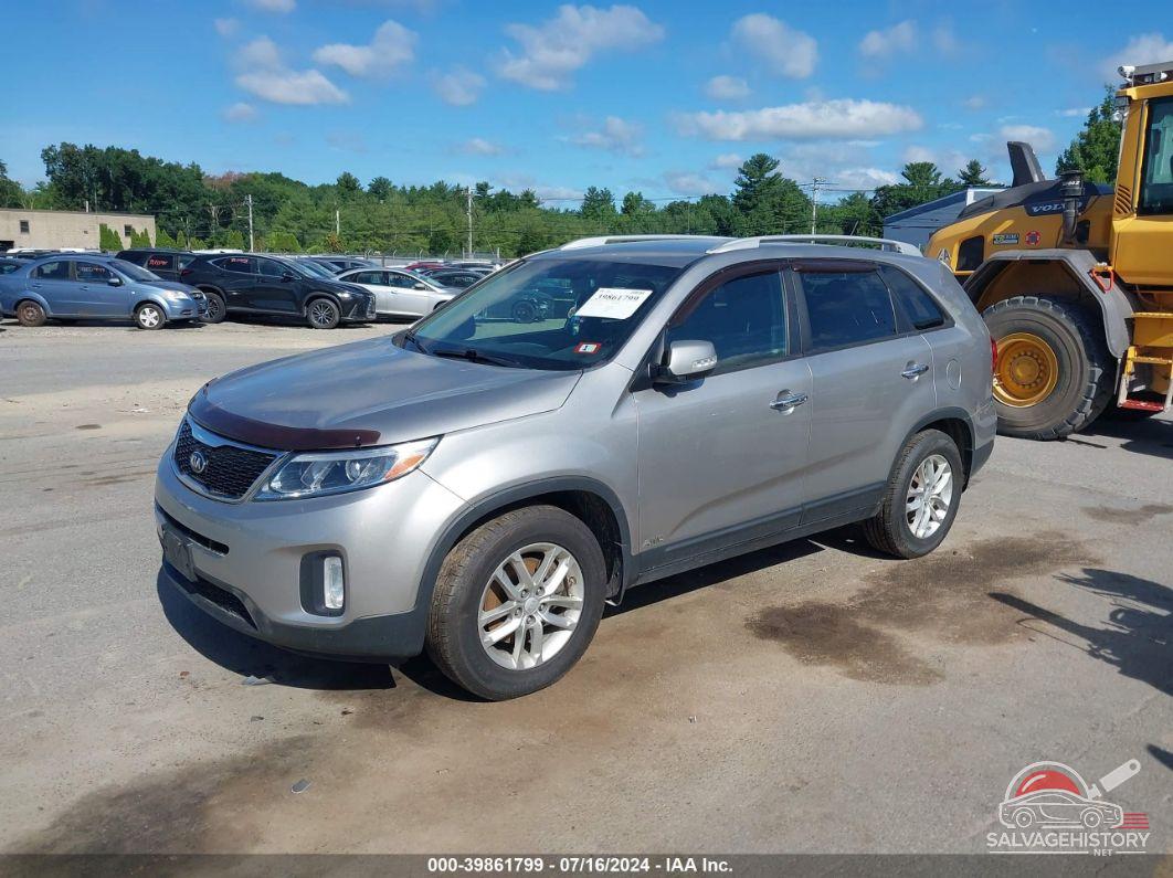 5XYKTDA6XEG448595 2014 KIA SORENTO photo no. 2
