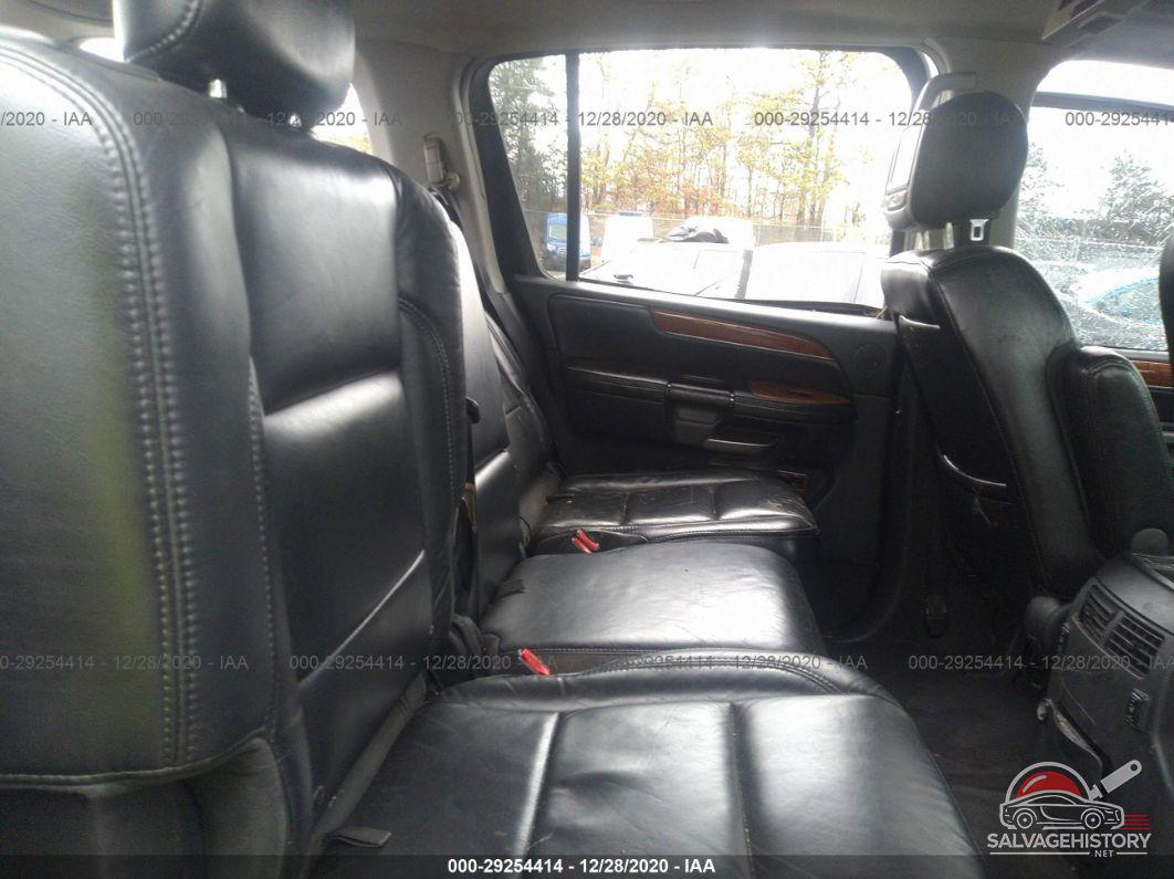5N3ZA0NE8AN906039 2010 INFINITI QX56 photo no. 8