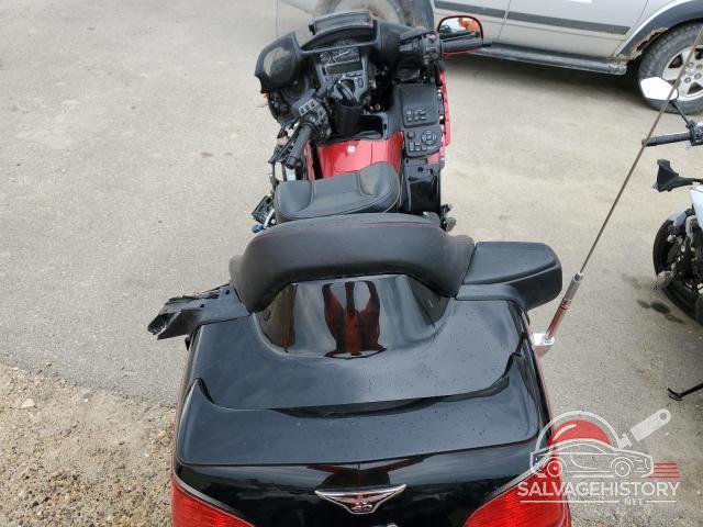 JH2SC68X2FK100027 2015 HONDA GL CYCLE photo no. 6
