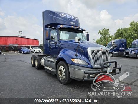 3HSDJAPR2HN501152 2017 INTERNATIONAL PROSTAR photo no. 2