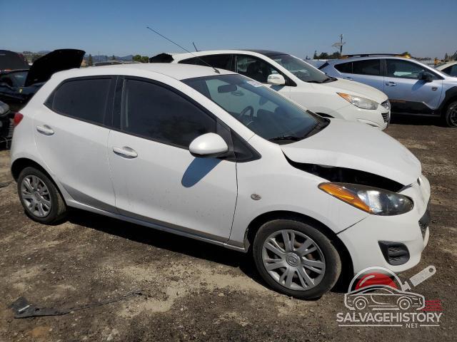 JM1DE1KZ0D0156579 2013 MAZDA 2 photo no. 4