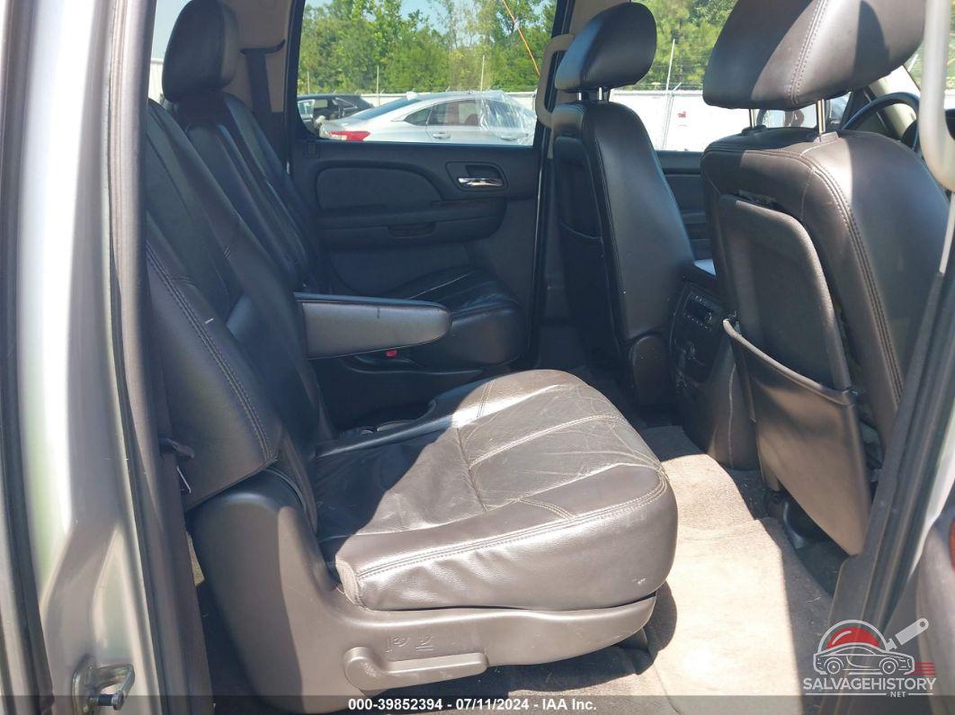 1GNSCJE03BR102705 2011 CHEVROLET SUBURBAN 1500 photo no. 8