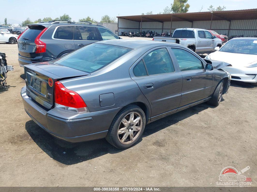 YV1RS592552467584 2005 VOLVO S60 photo no. 4