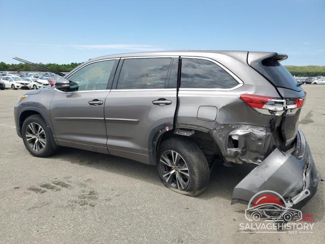 5TDBZRFH3JS820636 2018 TOYOTA HIGHLANDER photo no. 2