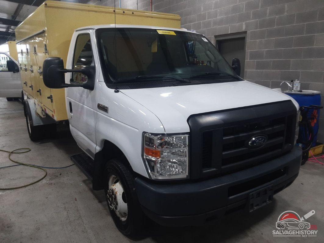 1FDXE4FS7JDC17471 2018 FORD E-450 CUTAWAY photo no. 17