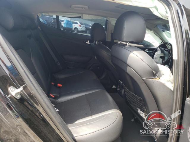 KNAE25LA7J6011350 2018 KIA STINGER photo no. 10