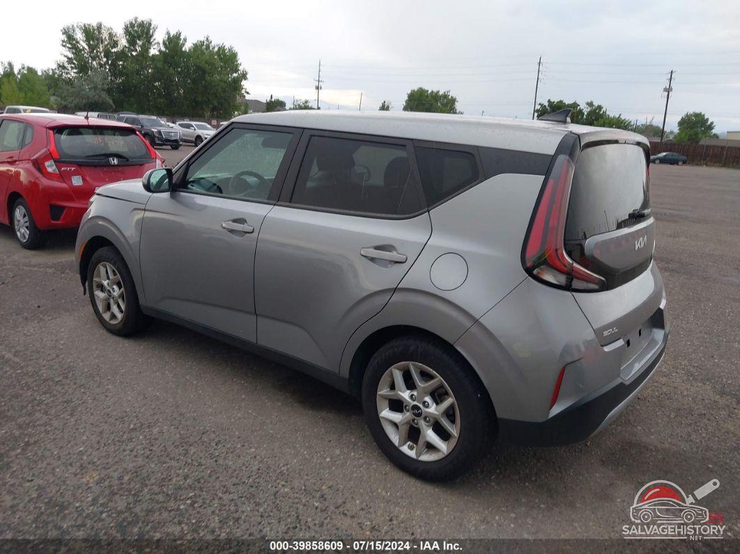 KNDJ23AU4P7869395 2023 KIA SOUL photo no. 3
