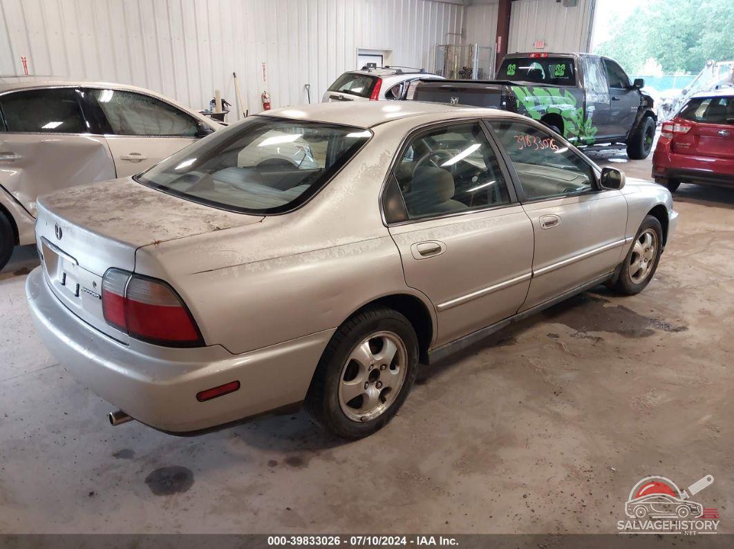 1HGCD5601VA106840 1997 HONDA ACCORD photo no. 4