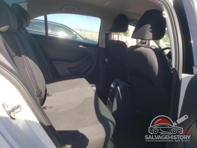 3VW2K7AJ3EM368886 2014 VOLKSWAGEN JETTA photo no. 10