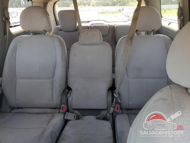KNDMB5C15G6093764 2016 KIA All Models photo no. 10
