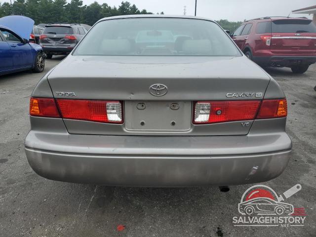 4T1BF28K3YU114602 2000 TOYOTA CAMRY photo no. 6