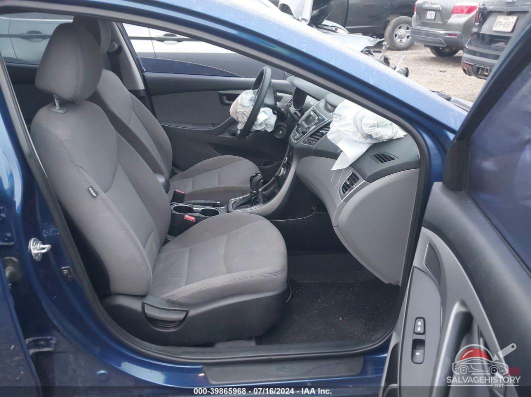 5NPDH4AE5GH748235 2016 HYUNDAI ELANTRA photo no. 5