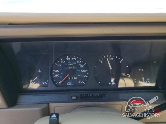 1B3XA4634PF581449 1993 DODGE SPIRIT photo no. 9