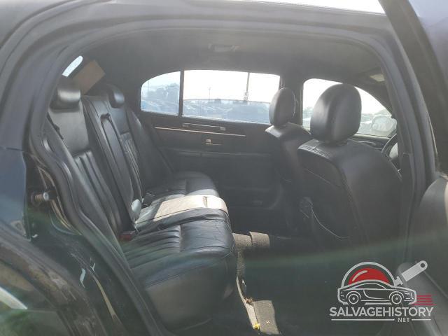 2LNHM84W38X640183 2008 LINCOLN TOWNCAR photo no. 10