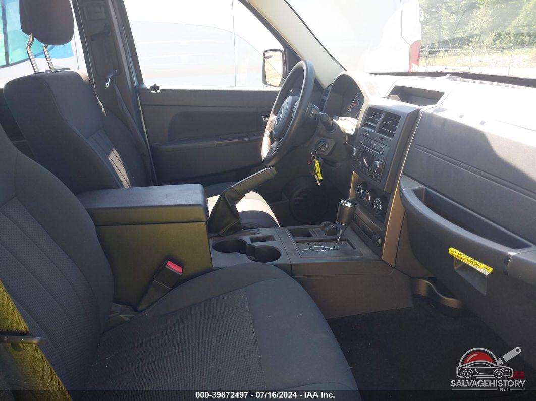 1C4PJMAK5CW197042 2012 JEEP LIBERTY photo no. 5