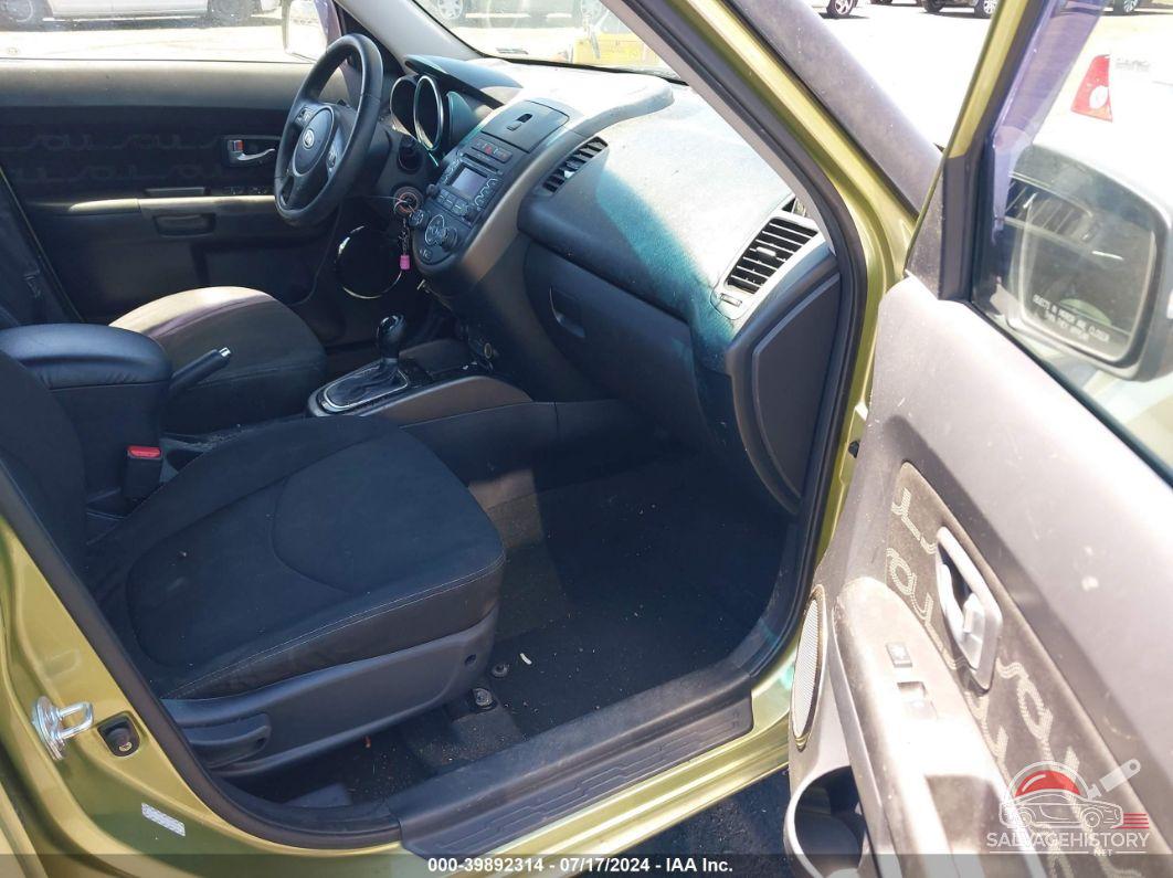 KNDJT2A63C7447945 2012 KIA SOUL photo no. 5