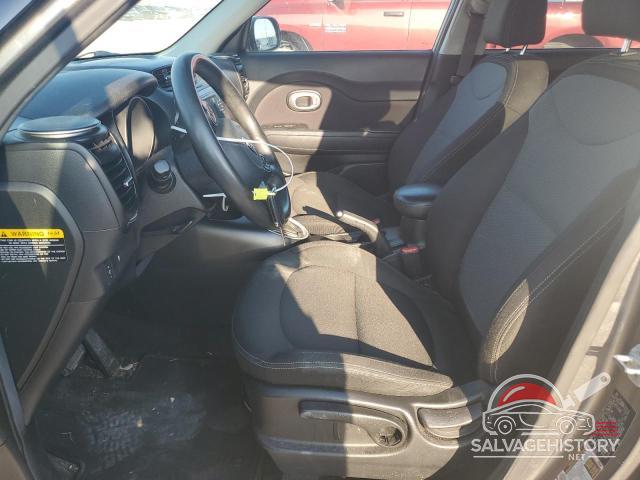 KNDJP3A51H7420753 2017 KIA SOUL photo no. 7
