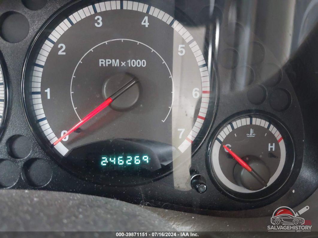 1J4GL48K05W583686 2005 JEEP LIBERTY photo no. 7