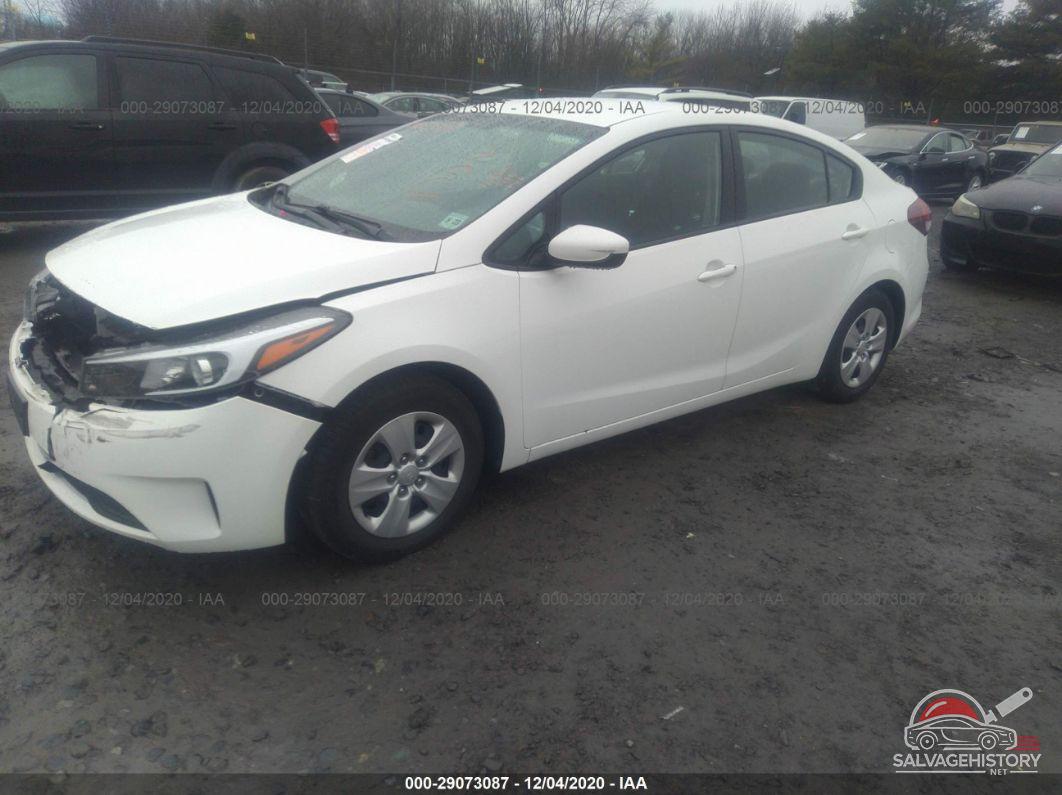 3KPFK4A71JE242005 2018 KIA FORTE photo no. 2