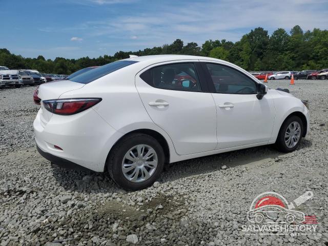 3MYDLBYV8KY526021 2019 TOYOTA YARIS photo no. 3