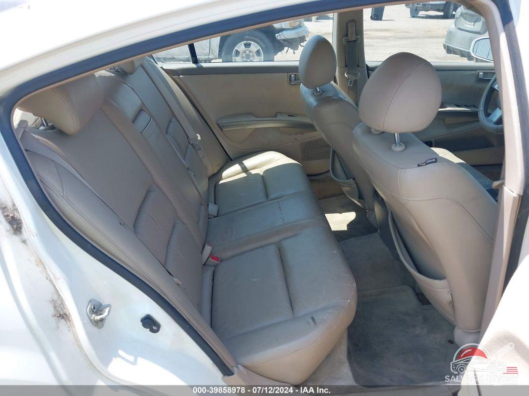 1N4BA41E44C816534 2004 NISSAN MAXIMA photo no. 8