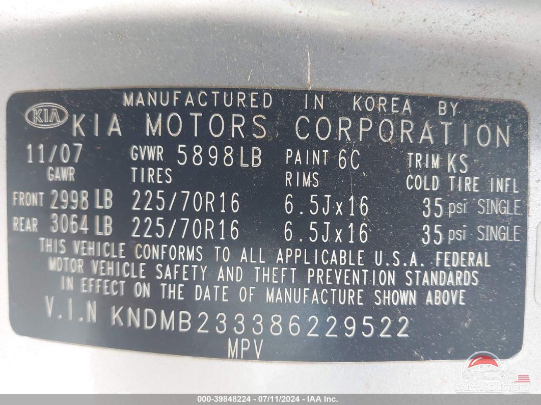 KNDMB233386229522 2008 KIA SEDONA photo no. 9