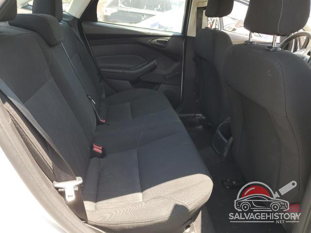 1FADP3E27FL256741 2015 FORD FOCUS photo no. 10