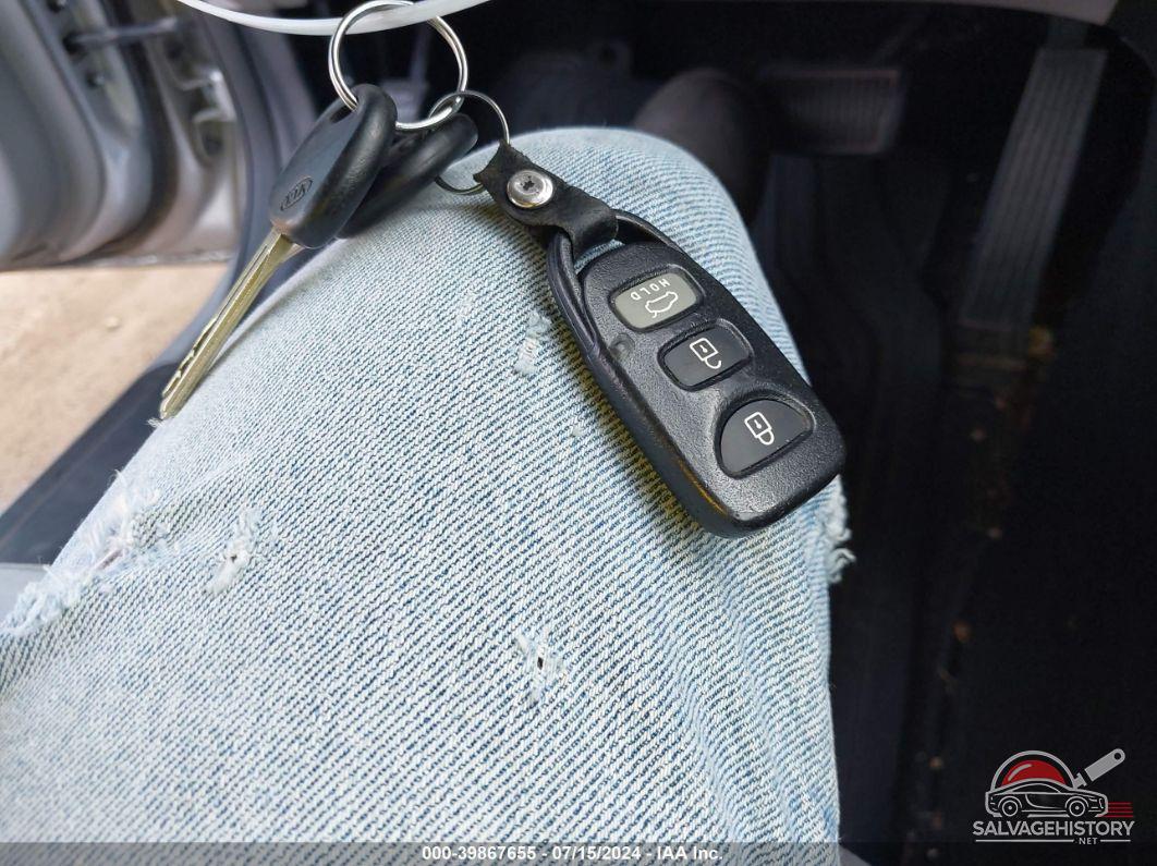 KNAGM4A71C5278125 2012 KIA OPTIMA photo no. 11