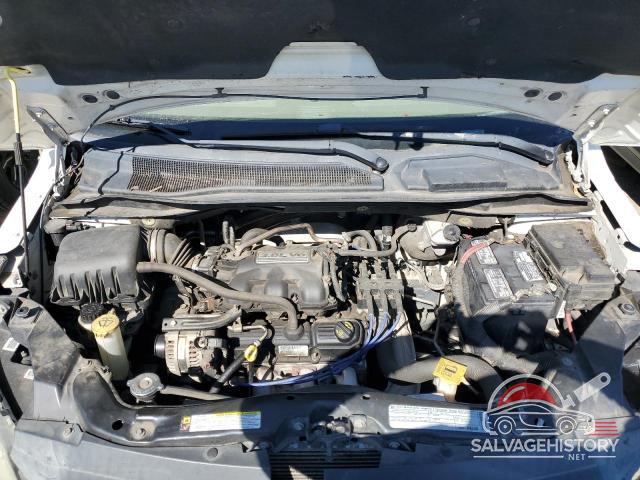 2V4RW3D1XAR354096 2010 VOLKSWAGEN ROUTAN photo no. 12