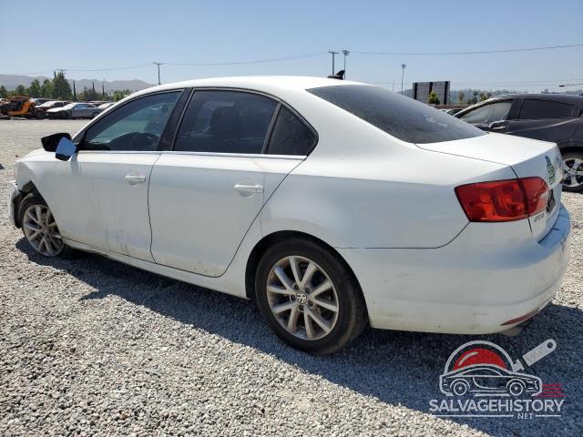 3VWD17AJ5EM433331 2014 VOLKSWAGEN JETTA photo no. 2