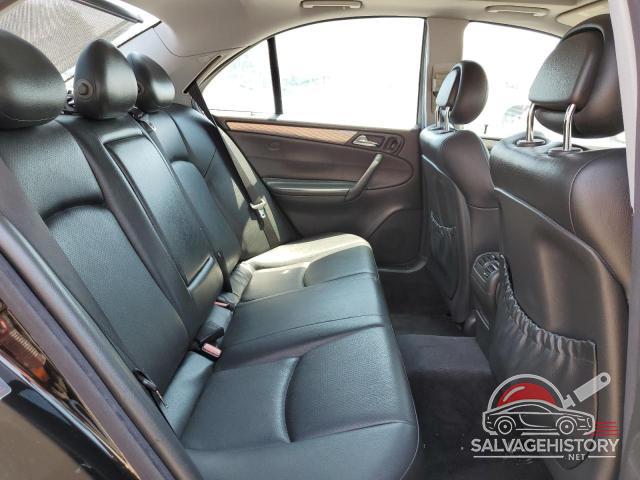 WDBRF40J14A583408 2004 MERCEDES-BENZ C-CLASS photo no. 10
