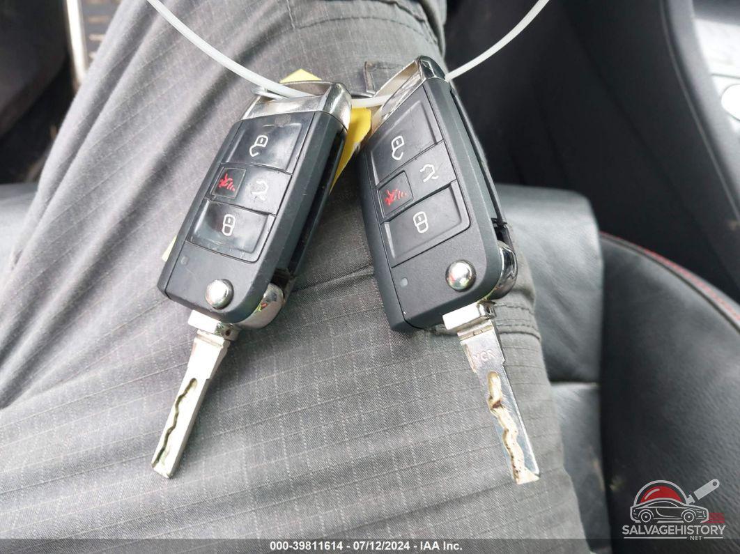 3VW4T7AU6FM016032 2015 VOLKSWAGEN GOLF GTI photo no. 11