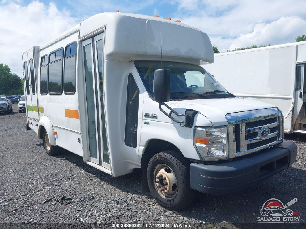 1FDEE3FL2EDA68824 2014 FORD E-350 CUTAWAY photo no. 2