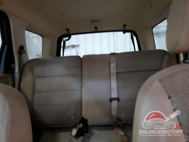 1FMYU93105DA22351 2005 FORD ESCAPE photo no. 10