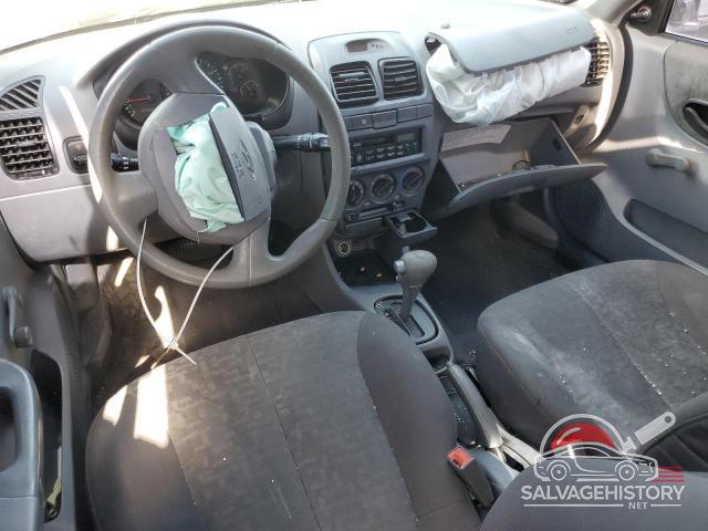 KMHCG45C25U655775 2005 HYUNDAI ACCENT photo no. 8