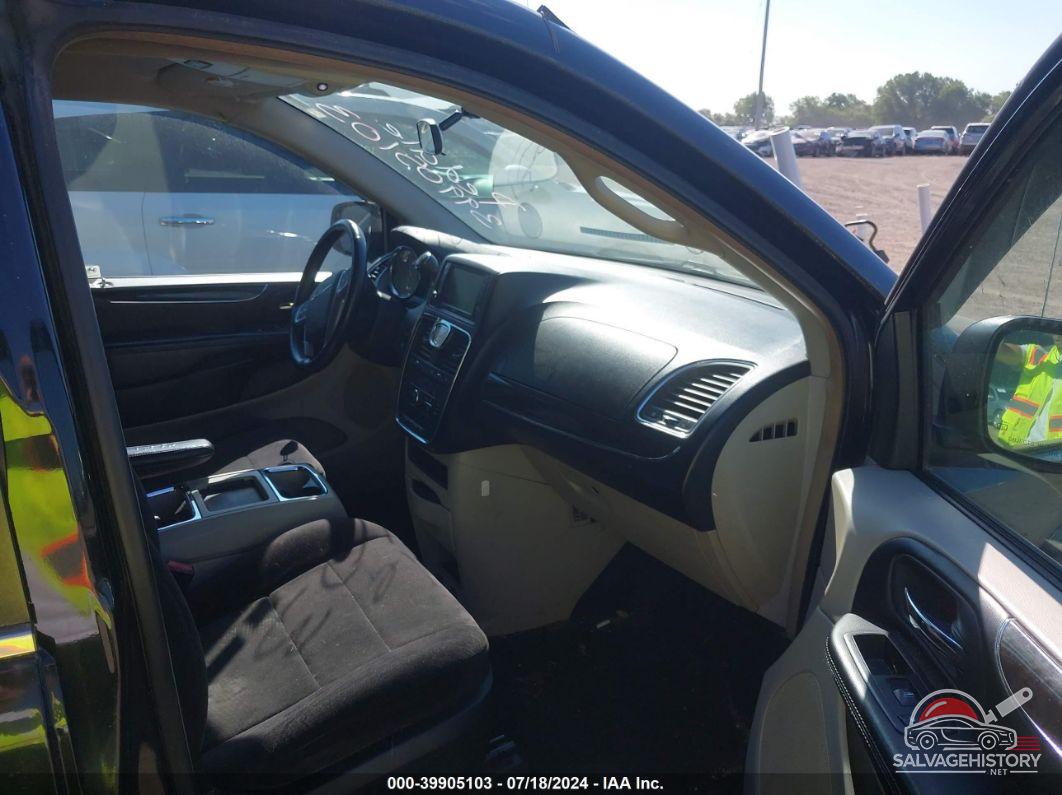 2A4RR5DG1BR713140 2011 CHRYSLER TOWN & COUNTRY photo no. 5