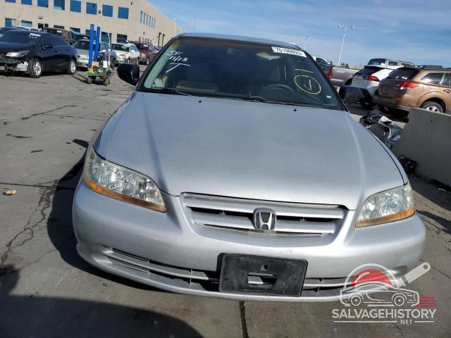 1HGCF86692A067619 2002 HONDA ACCORD photo no. 5