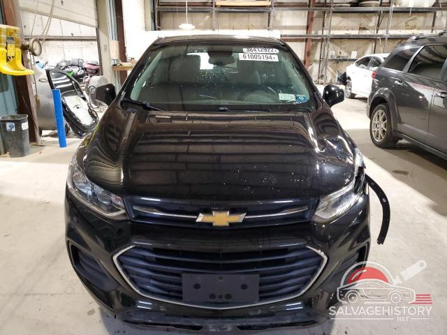 3GNCJKSB1KL214660 2019 CHEVROLET TRAX photo no. 5