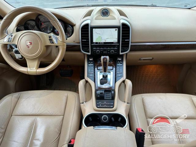 WP1AA2A22DLA11808 2013 PORSCHE CAYENNE photo no. 9