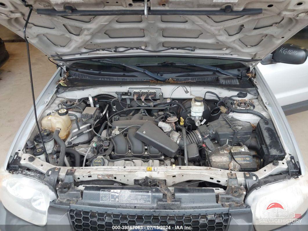 1FMYU03116KB33578 2006 FORD ESCAPE photo no. 10