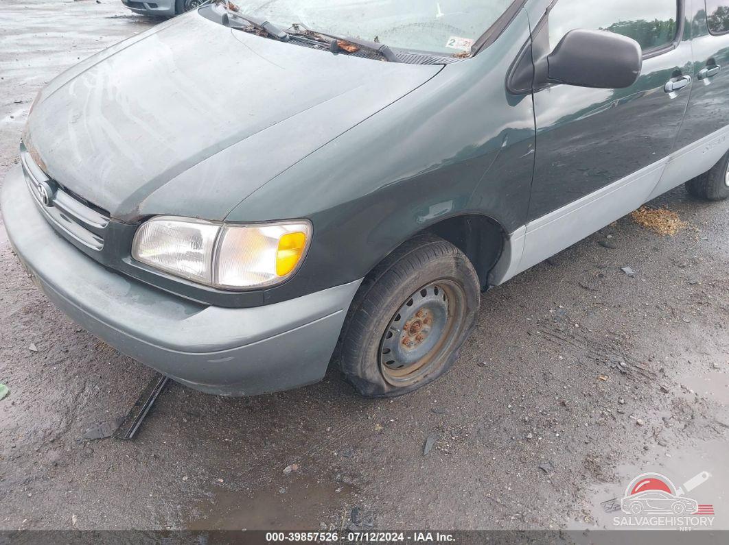 4T3ZF13C0YU261055 2000 TOYOTA SIENNA photo no. 6
