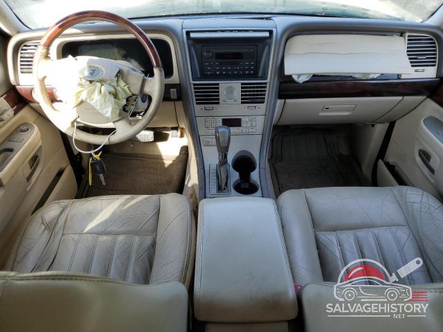 5LMEU68H34ZJ16388 2004 LINCOLN AVIATOR photo no. 8