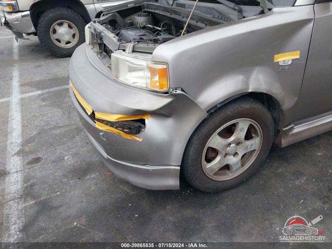 JTLKT324240155404 2004 SCION XB photo no. 6